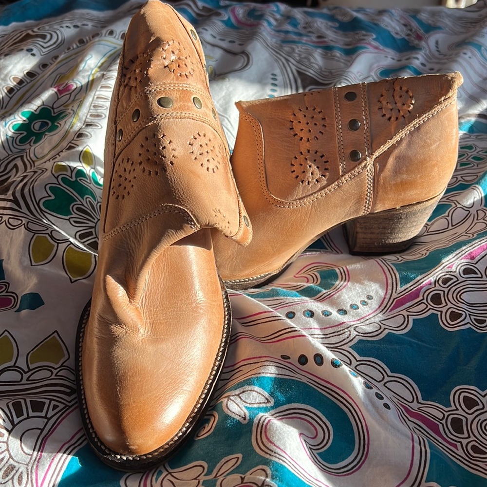 Dingo boots